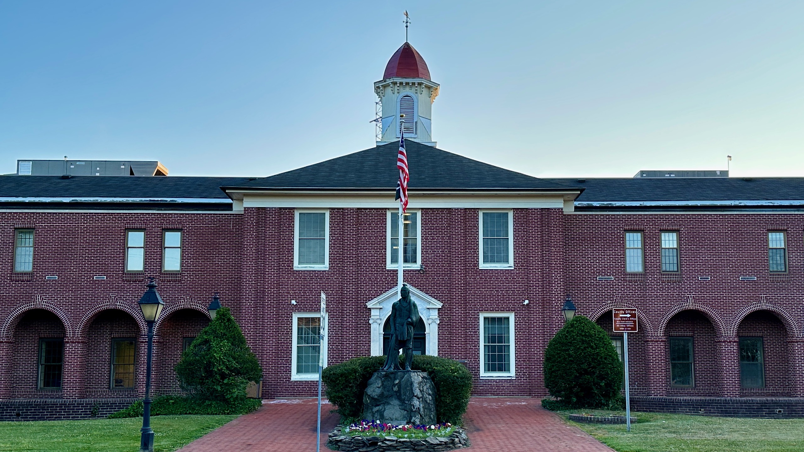 Atlantic County Courthouse in Mays Landing, New Jersey