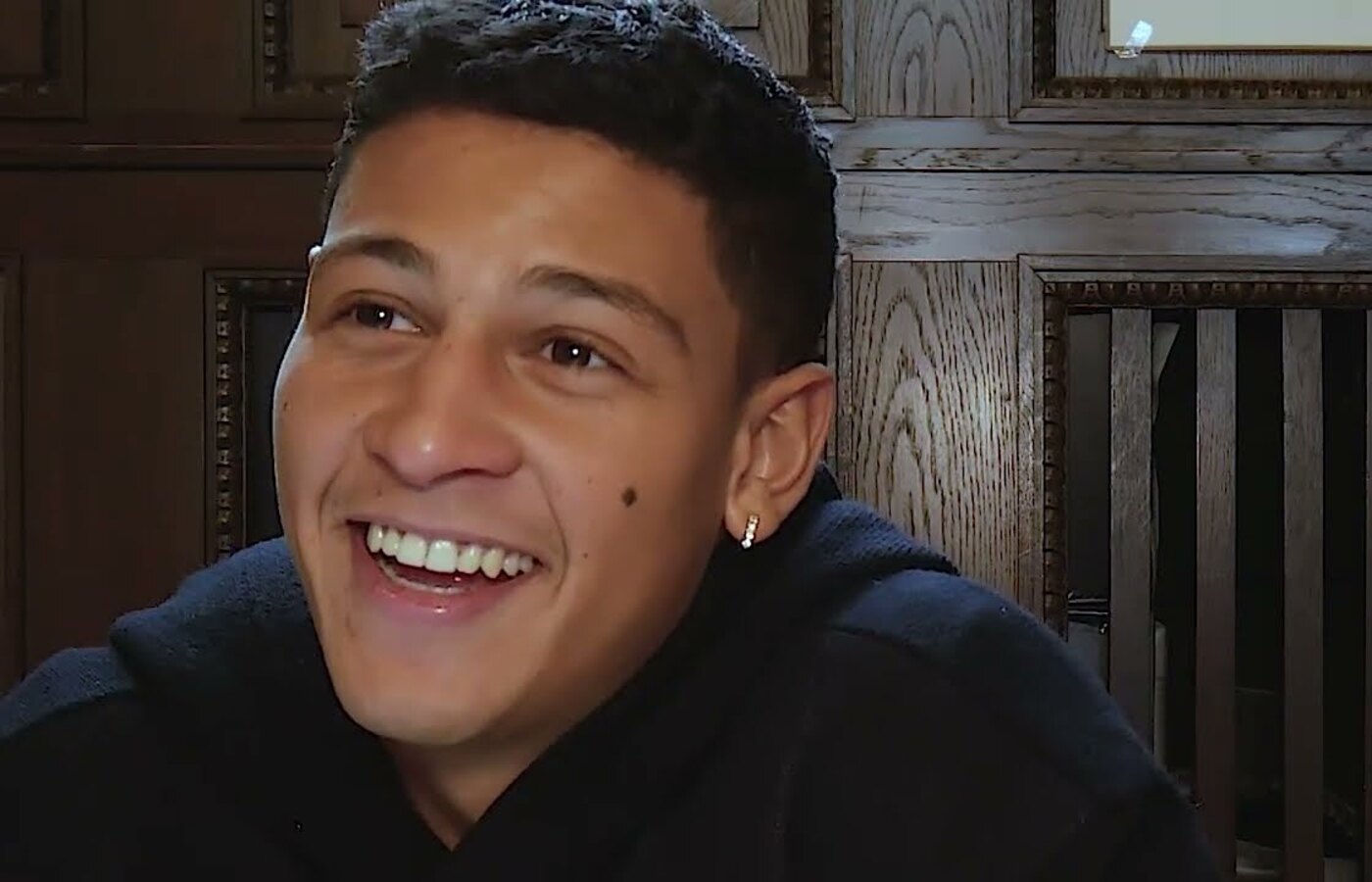 Actor Emilio Sakraya smiling during a 2022 interview