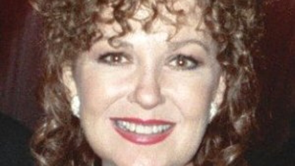 Actor Shelley Fabares at an Emmy Awards event in 1993