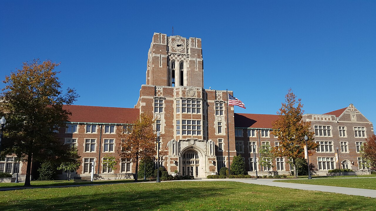 Ayres Hall on the University of Tennessee Knoxville campus
