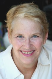 Annie Dillard dies 81