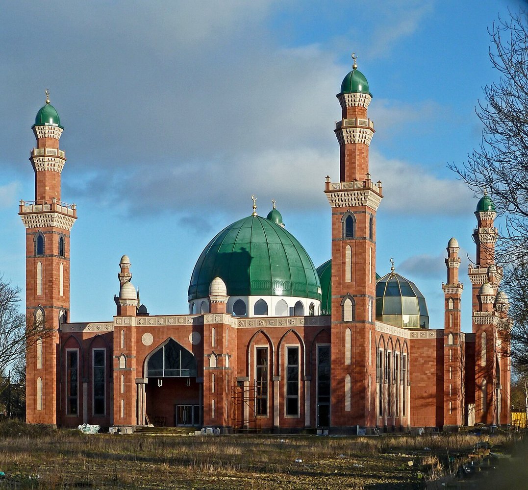 British mosques open doors neighbors