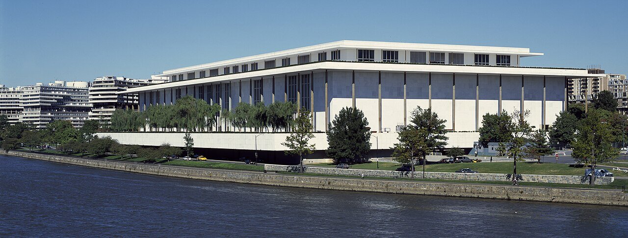 Kennedy Center protest closure