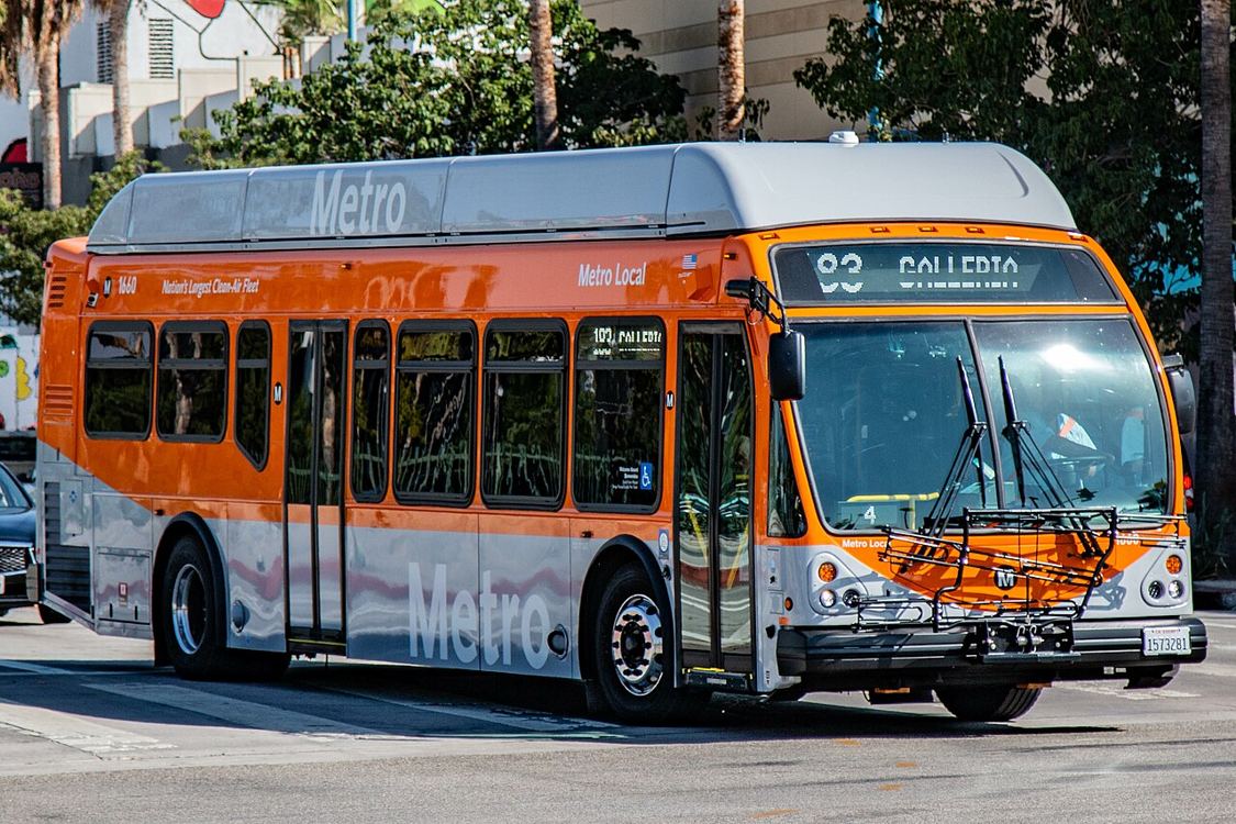 Los Angeles bus crash murder charges