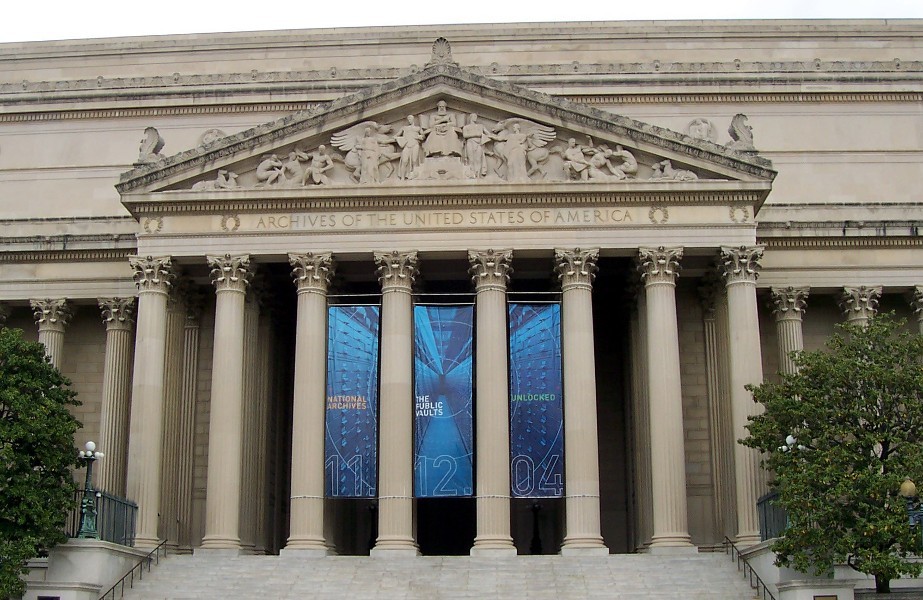 National Archives Building in Washington photographed in May 2005