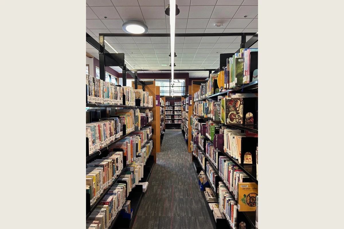 International books at Kent Library in Washington, 2024