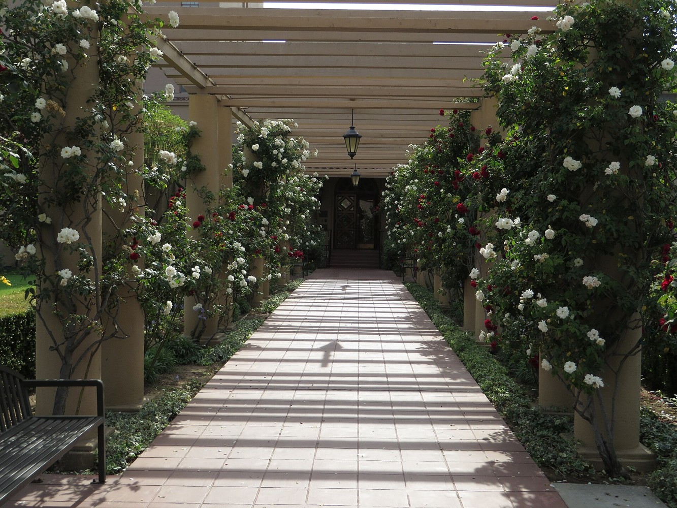 A pergola walkway at the Richard H. Chambers federal appeals courthouse in Pasadena