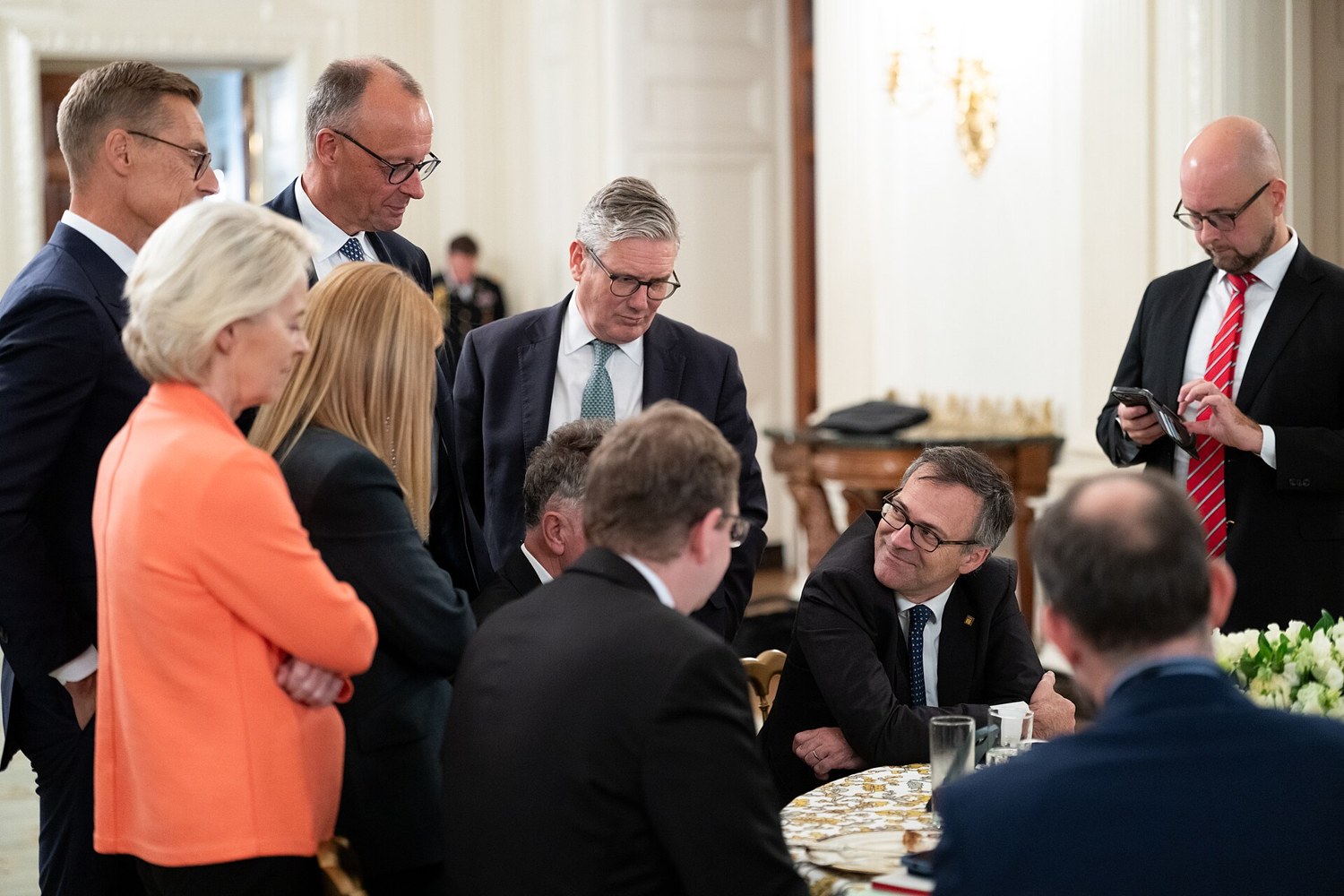 Ukrainian President Volodymyr Zelensky meeting U.S. President Donald Trump